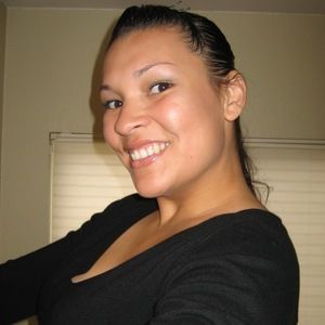 Meet your Posher, Cynthia